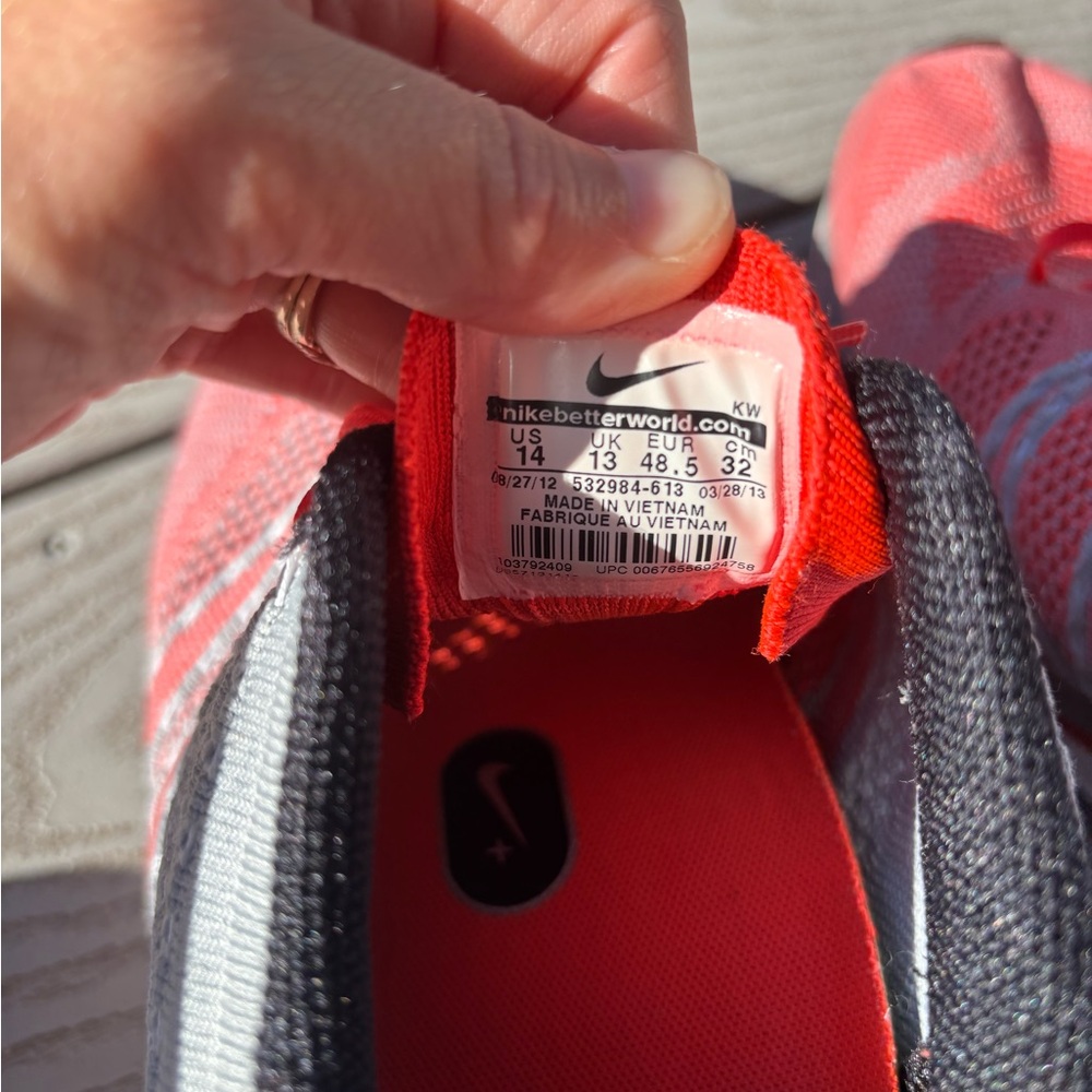 2013 Nike Flyknit Trainer Mens Size 14 Light Grey Coral Red Running (532984-613) - Picture 8 of 10